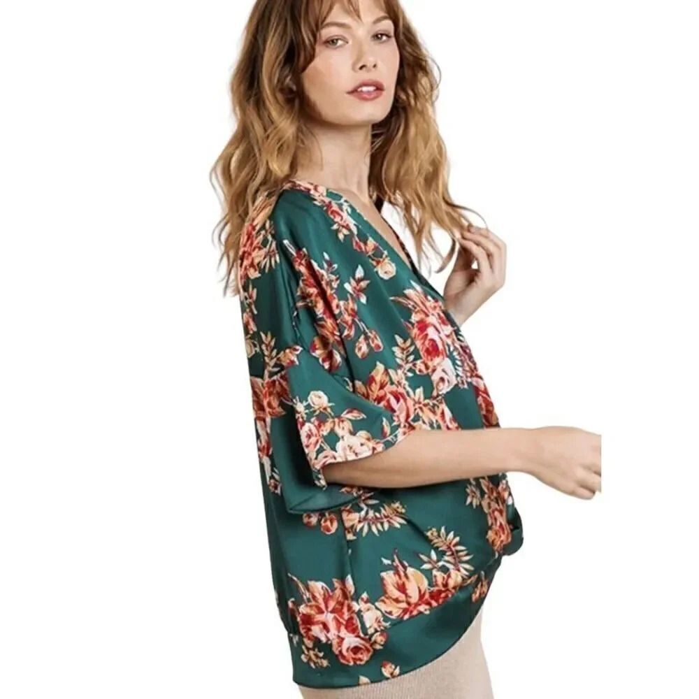 Umgee Satin Floral Print Bell Sleeve V-Neck Top in Emerald crisscross SZ L